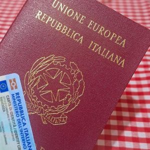 Italienischer Reisepass